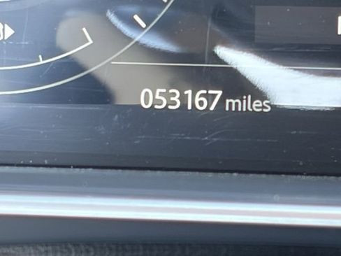 Used 2019 Land Rover Range Rover Sport SE image 12