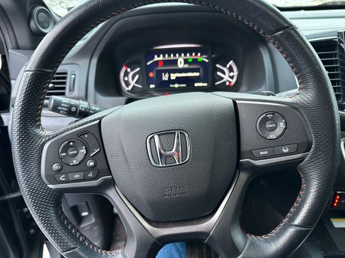 Used 2022 Honda Passport TrailSport image 16