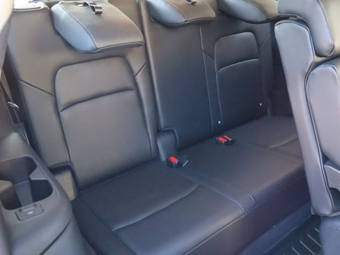 Used 2023 Nissan Pathfinder SL w/ SL Black Package FWD image 19