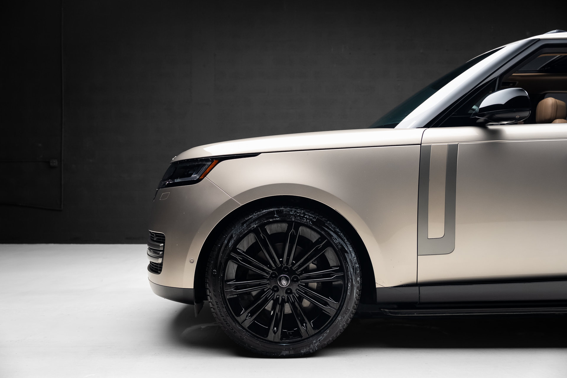 Used 2024 Land Rover Range Rover SE AWD/4WD image 18