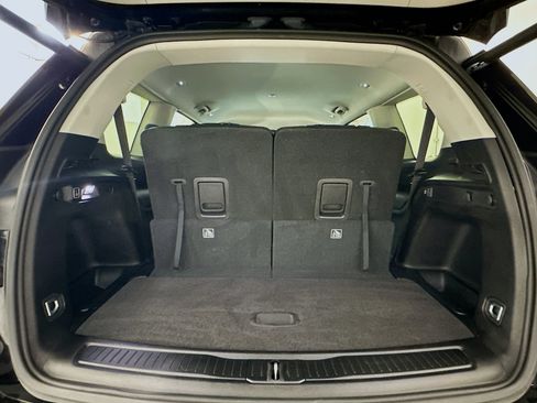 Used 2023 Jeep Grand Cherokee L Limited AWD/4WD image 31