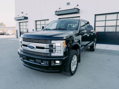 Used 2018 Ford F350 Limited w/ FX4 4x4 Off Road Package image 3