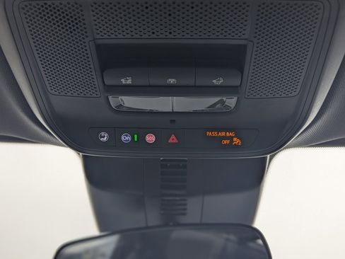 New 2026 Chevrolet Traverse LT image 27