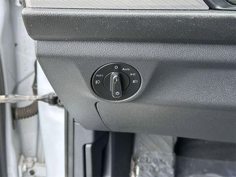 Used 2019 Volkswagen Jetta R-Line image 21