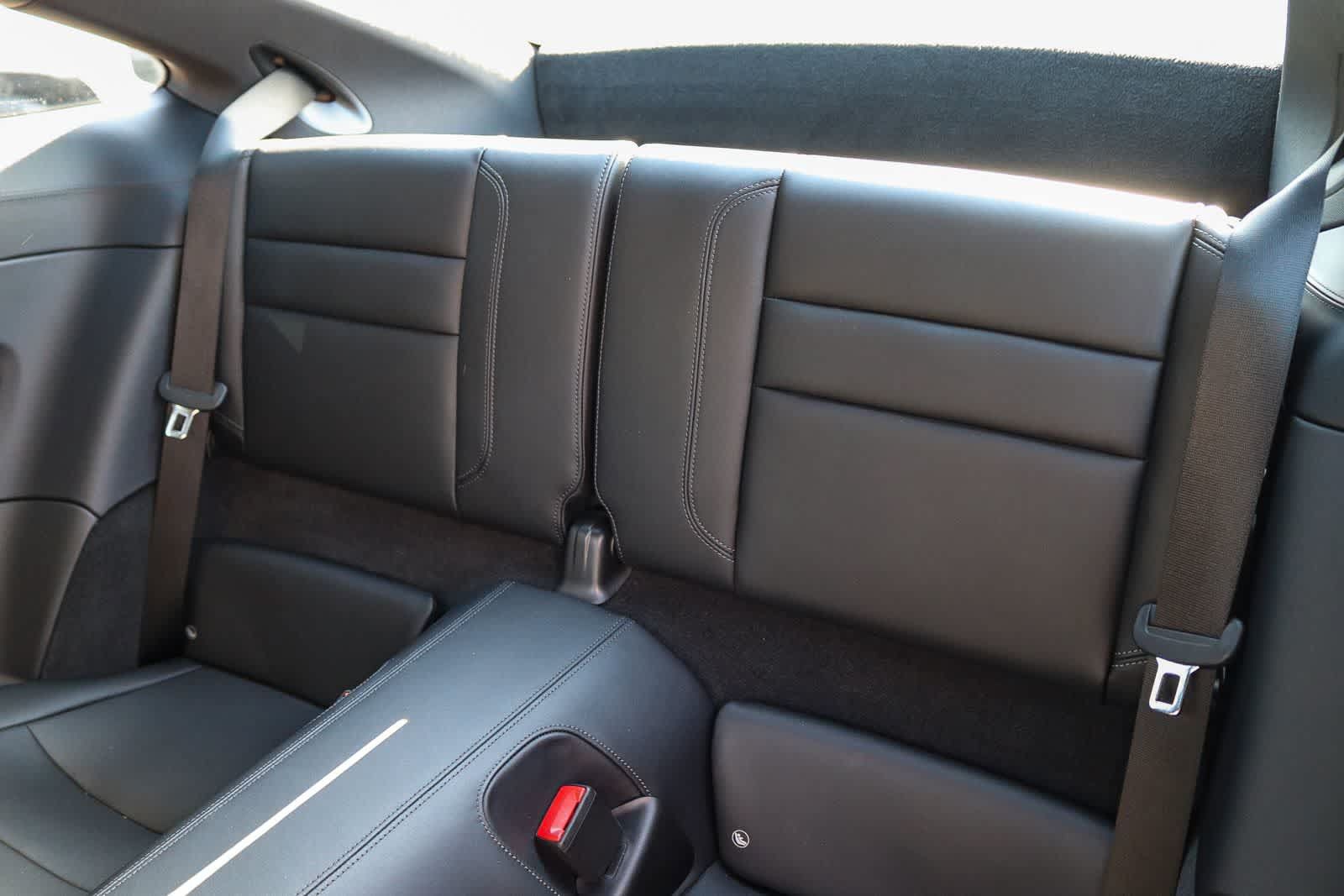 Used 2025 Porsche 911 Carrera RWD image 17