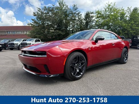 Used 2024 Dodge Charger Daytona R/T w/ Plus Group AWD/4WD image 1
