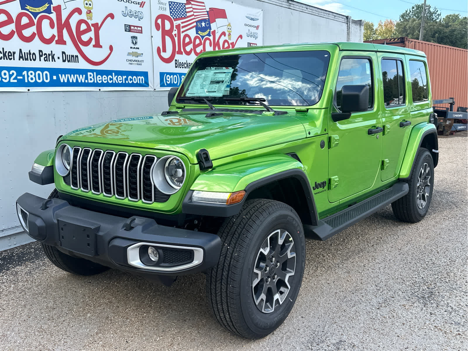 New 2026 Jeep Wrangler Unlimited Sahara AWD/4WD image 6