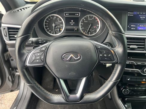 Used 2017 INFINITI QX30 Sport w/ Sport Leather Package image 9