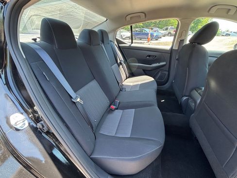 Used 2025 Nissan Sentra SV FWD image 35