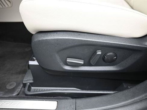 Certified 2024 Ford Edge Titanium AWD/4WD image 7