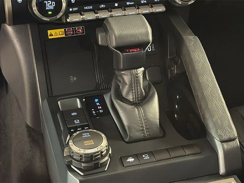 Used 2025 Toyota Tacoma TRD Sport image 22