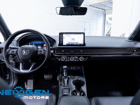 Used 2024 Honda Civic Sport Touring image 7