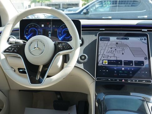 Certified 2023 Mercedes-Benz EQS 450+ SUV image 25