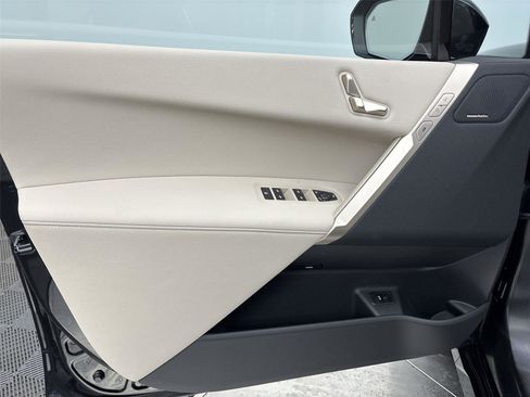 New 2026 BMW iX xDrive45 image 26