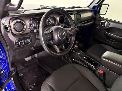 Used 2019 Jeep Wrangler Unlimited Sport S AWD/4WD image 16