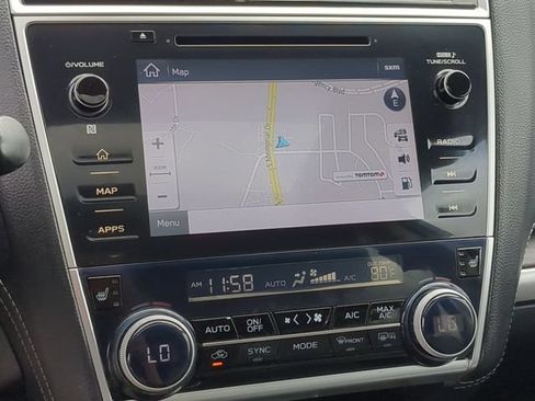 Used 2018 Subaru Outback 2.5i Limited AWD/4WD image 25