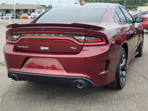 Used 2019 Dodge Charger R/T RWD image 19
