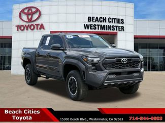 Certified 2024 Toyota Tacoma TRD Off-Road w/ TRD Off Road Upgrade Package AWD/4WD video 1