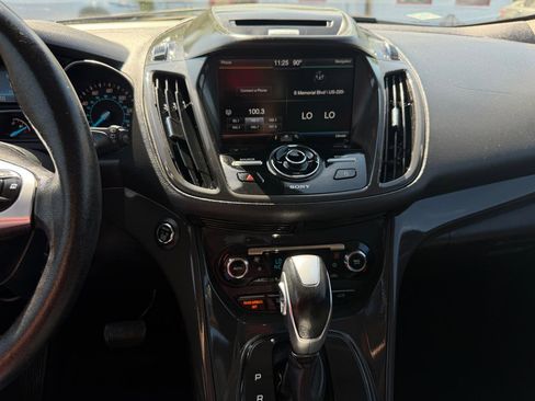 Used 2015 Ford Escape Titanium FWD image 17