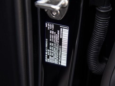 Certified 2024 Porsche Cayenne S AWD/4WD image 29