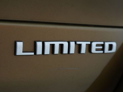 New 2026 Jeep Grand Cherokee L Limited AWD/4WD image 38