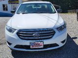 Used 2017 Ford Taurus SE image 2