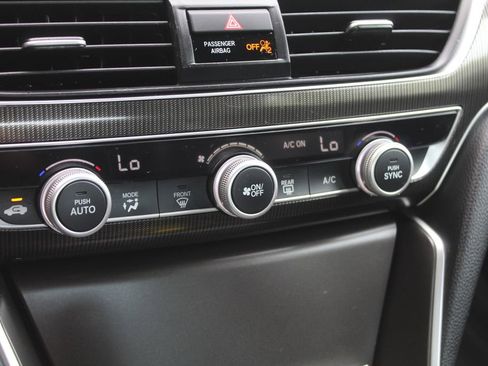Used 2022 Honda Accord Sport image 22