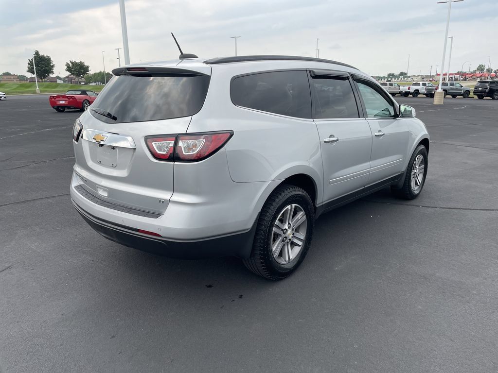 Used 2017 Chevrolet Traverse LT AWD/4WD image 5
