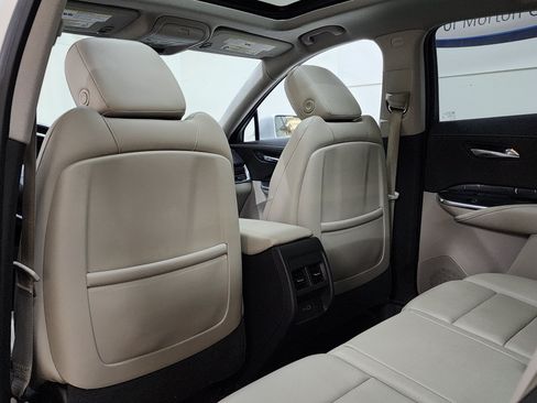 Used 2019 Cadillac XT4 Luxury AWD/4WD image 16