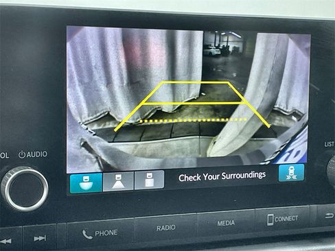 Used 2023 Honda HR-V Sport image 25