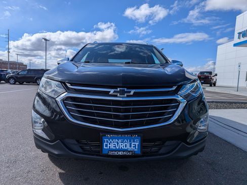 Used 2018 Chevrolet Equinox Premier w/ Infotainment II Package AWD/4WD image 5