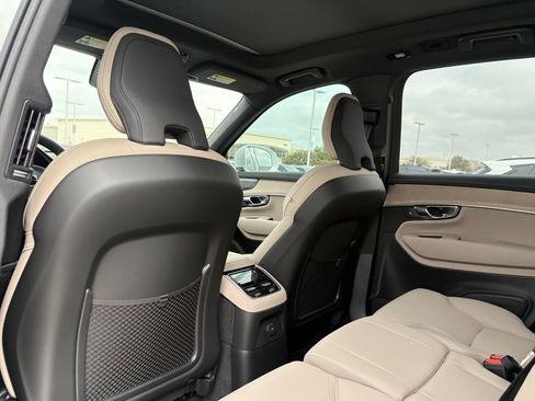 New 2026 Volvo XC90 T8 Plus w/ Protection Package Premier image 25