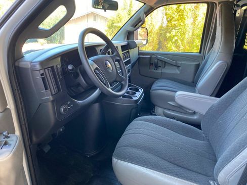 Used 2025 Chevrolet Express 2500 w/ Driver Convenience Package RWD image 29