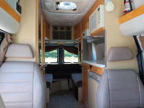 Used 2004 Chevrolet Express 3500 Extended RWD image 31