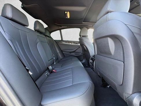 Used 2023 BMW 530i image 20