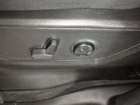 Used 2021 RAM 1500 Big Horn AWD/4WD image 15