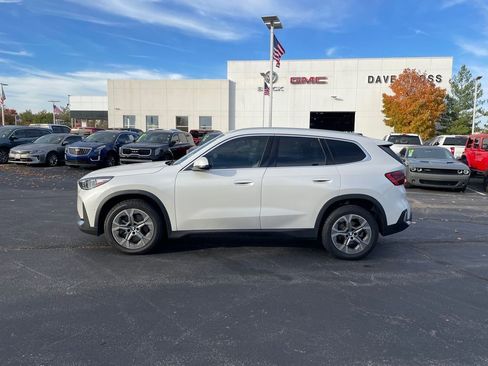 Used 2023 BMW X1 xDrive28i image 2