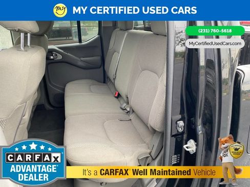 Used 2021 Nissan Frontier SV w/ Midnight Edition Floor Mats AWD/4WD image 16
