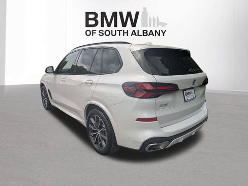 Used 2024 BMW X5 xDrive40i w/ M Sport Package AWD/4WD image 6