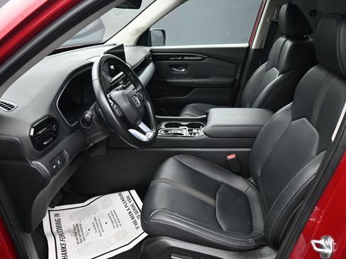Used 2023 Honda Pilot EX-L image 11