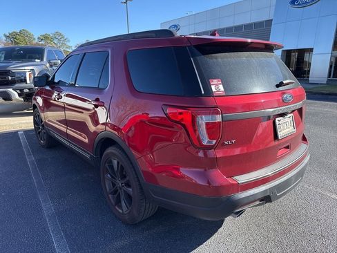 Used 2018 Ford Explorer XLT w/ Equipment Group 202A image 13