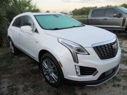 Used 2022 Cadillac XT5 Premium Luxury w/ Platinum Package FWD image 1