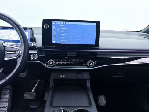 Used 2024 Honda Prologue Touring image 8