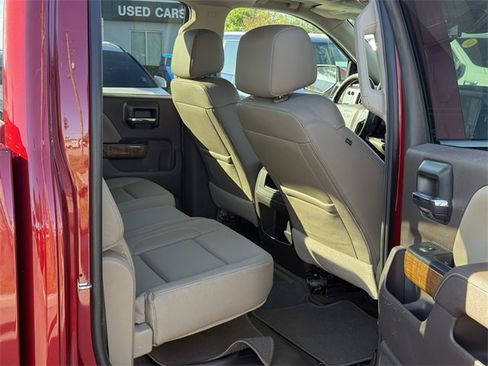 Used 2018 GMC Sierra 1500 SLT image 32