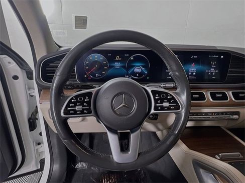Used 2020 Mercedes-Benz GLE 350 4MATIC w/ Premium Package image 15