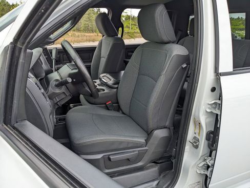 Used 2022 RAM 2500 Tradesman AWD/4WD image 35