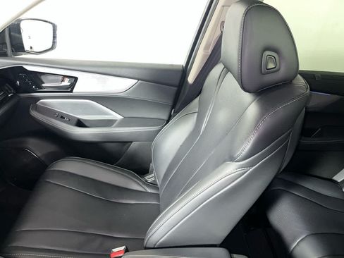 Used 2025 Acura MDX SH-AWD w/ Technology Package image 28
