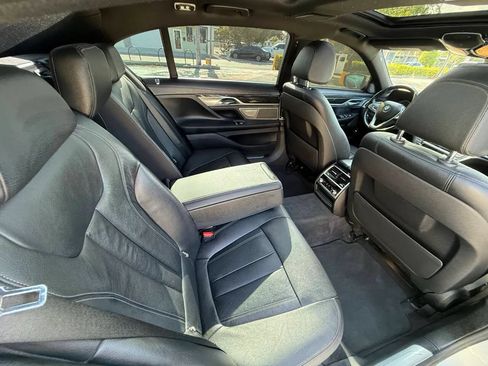 Used 2017 BMW 740i xDrive AWD/4WD image 7