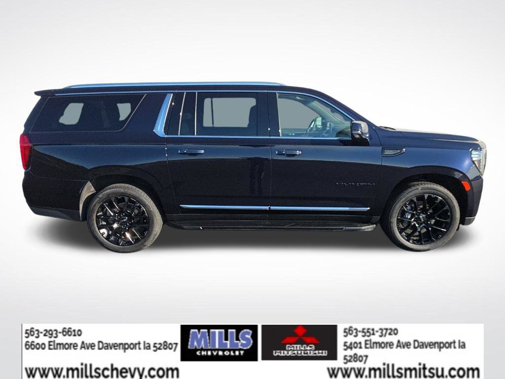 Used 2023 GMC Yukon XL SLT w/ SLT Premium Package AWD/4WD image 6