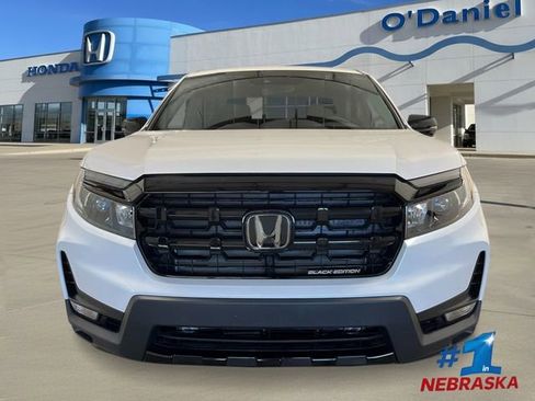 New 2026 Honda Ridgeline Black Edition image 9
